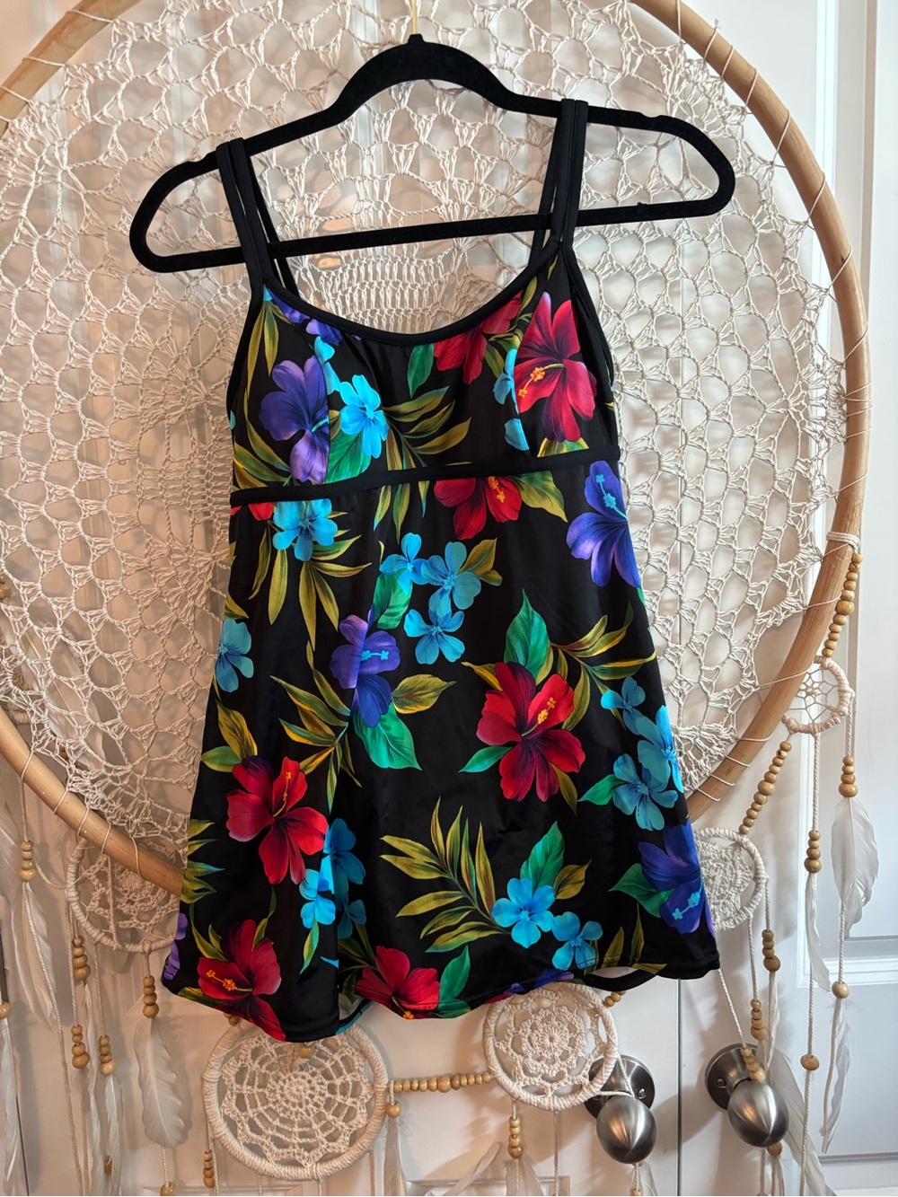 Mainstream Black Swim Dress with Tropical Accent Size 12 A00430